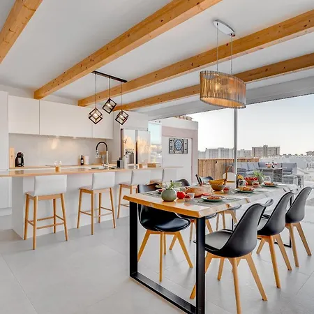 Calma Paraiso Holiday home *